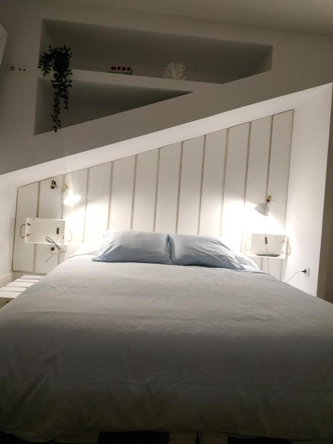 Mia Suites I Centro Historico - Parking & Wifi Free Burgo Kültér fotó
